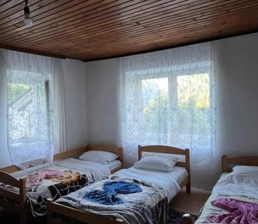 Vusanje House | Guest House Ulaj