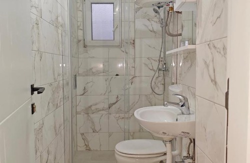 Becici House | Guest House Violet