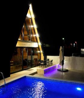 Bregvija Villa | Guest Houses Edita