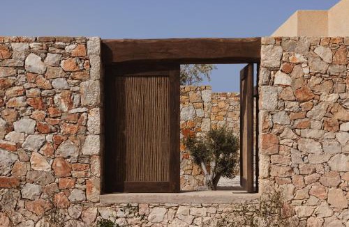 Folegandros Hotel | Gundari