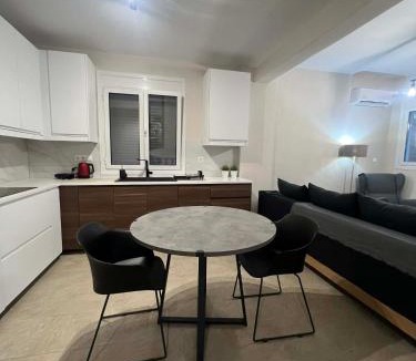 Spata-Artemida Apartment | H&B Apartment