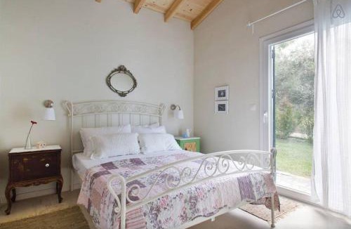 Almiros Beach House | Handmade house