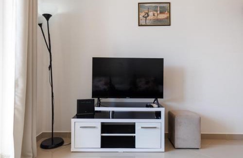 Zeljeznica Apartment | Happy Holiday