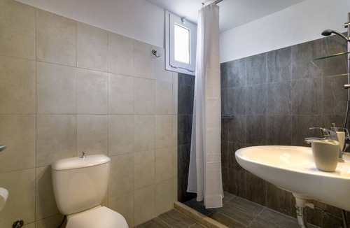 Pigianos Kampos Villa | Hara's beach villa with private pool