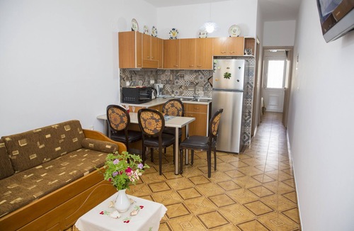 Haraki Apartment | Haraki Dream View, two steps from the sea. Α Family friendly resort.