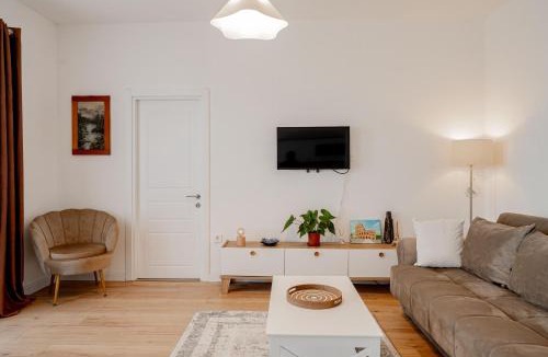 Dobra Voda House | Harmony Point