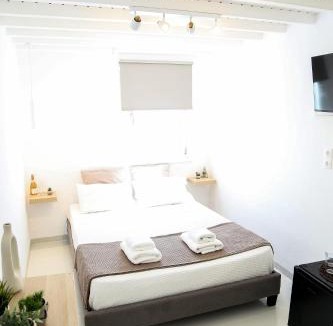 Mykonos Town Apartment | Heart of the City Studios