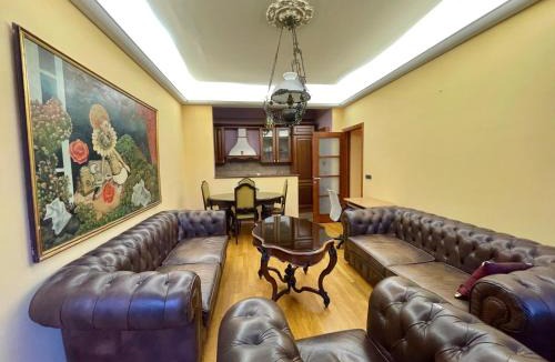 Downtown Apartment | Heart of the City Stunning comfort,Balcony ,Netflix,Free Wi-Fi