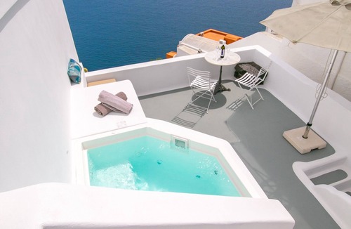 Oia House | Hector Caldera Nest Oia Santorini