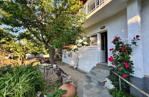 Kerveli Apartment | Hectora -Private Sunrise Retreat