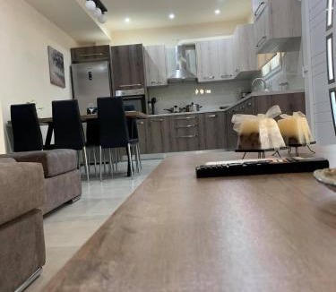 Nea Alikarnassos Apartment | Helen`s Luxury Apartment