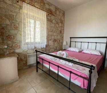 Siviri Apartment | Helen's Stone House