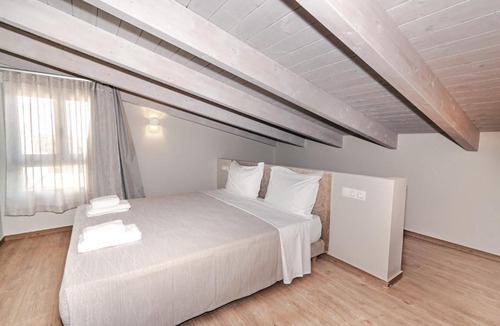 Gargaliani Apartment | Helichrysum Lofts