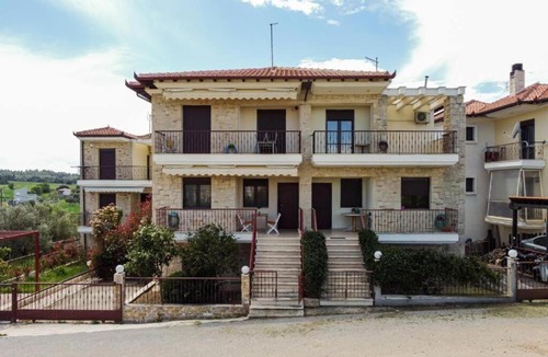 Nea Fokaia House | Heliophilia 3-bdrm Maisonette in Nea Fokea