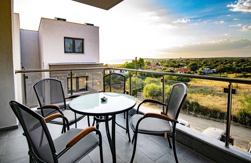 Nea Iraklia House | Heraclea Luxury Suites Maisonette 28 by Travel Pro Services - Heraklia Halkidiki