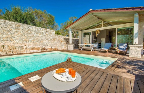 Ieromonachos Villa | Herb Garden Luxury Villa with private pool/garden