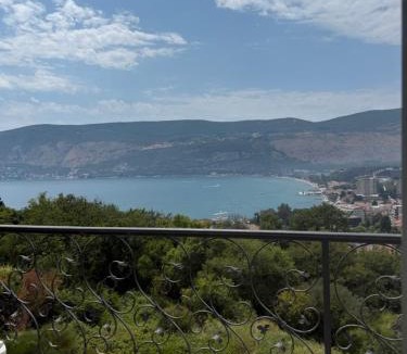 Grahovo Apartment | Herceg Novi Sunny Hill Apartment