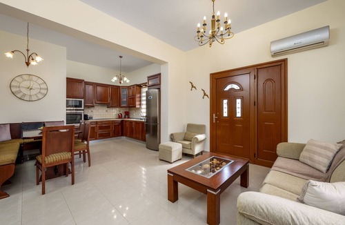 Plimmiri Apartment | Hermes Getaway Plimmiri