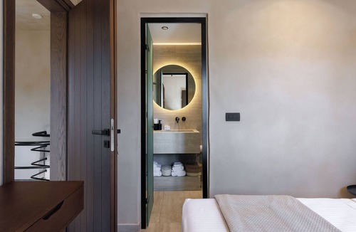 Messaria House | Hidden Hills