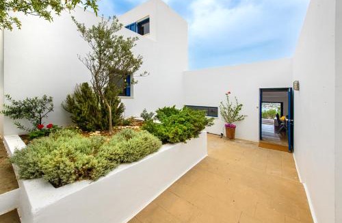 Lavreotiki Villa | Hidesign Athens Villa In Sounio