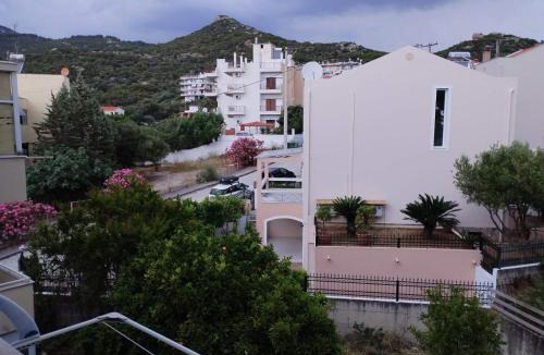 Palaio Tsifliki Apartment | Hilltop Luxury Apartment