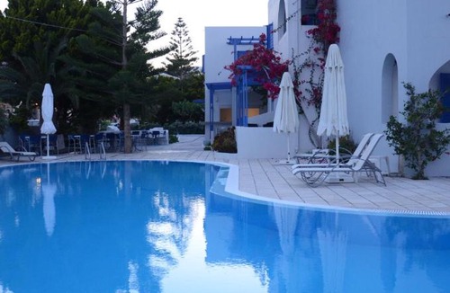 Kamari Hotel | Hippocampus Hotel