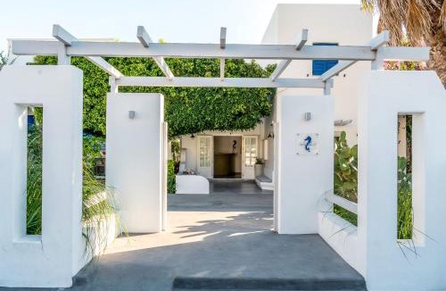 Kamari Hotel | Hippocampus Hotel