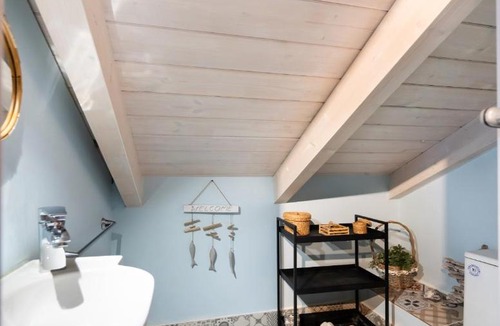 Nikiana Apartment | Hippothoi Sea View Maisonette
