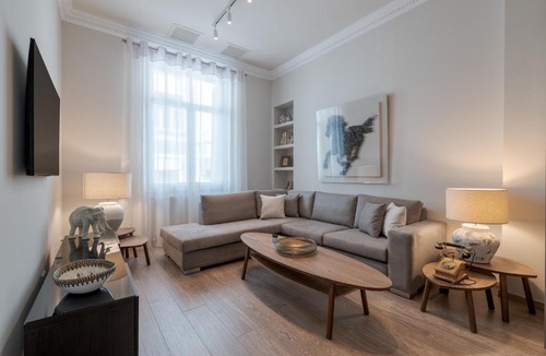 Plaka Apartment | Historic Plaka's Deluxe Apartment