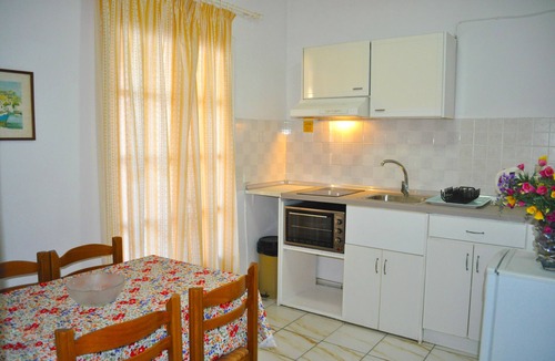 Agios Gordios Apartment | Holiday Apartments Maria with Pool and Panorama View - Agios Gordios Beach 1
