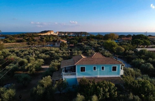 Vasilikos Apartment | Holiday Apartment "Areti Orfeas Apartment 3" near Beach with Balcony & Wi-Fi