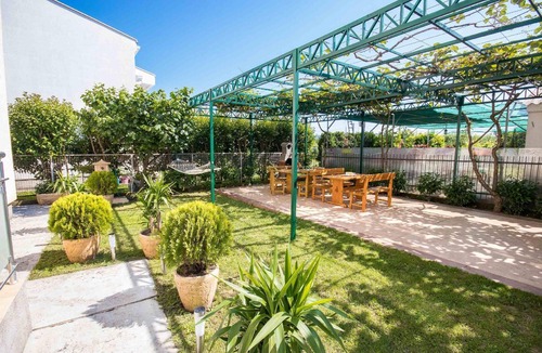 Zeljeznica Apartment | Holiday apartment Bar for 1 - 2 persons with 1 bedroom - Twin house