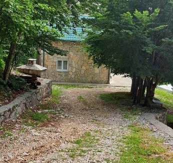 Cetinje House | Holiday Home Bjeloši