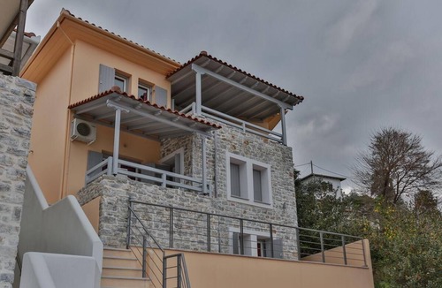 Agios Ioannis House | Holiday home "Centaur Villa" beachfront