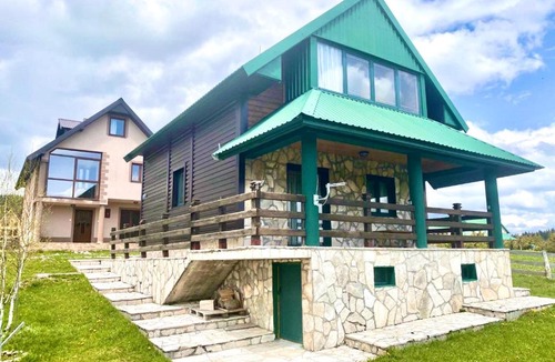 Razvrsje House | Holiday Home Darko
