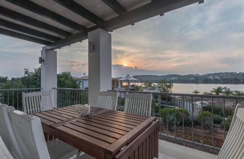 Porto Heli House | Holiday Home in Porto Heli for 6 Guests
