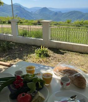 Kaluđerac Apartment | Holiday Home Marija