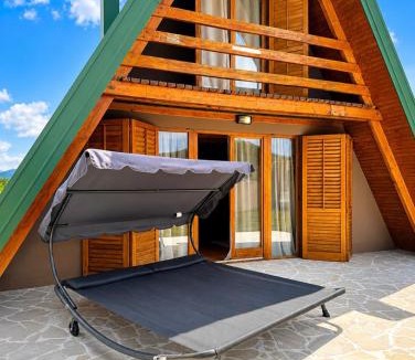Tepacko Polje House | Holiday Home Stefani Spacious Mountain House near Durmitor 3 Bedrooms Private Parking