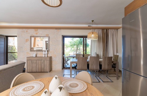 Agalas House | Holiday Home Timos Villa with Mountain View, Wi-Fi and Air Conditioning
