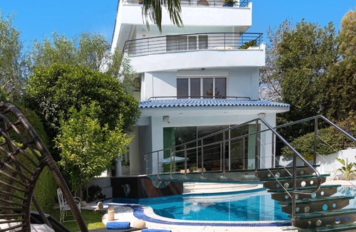 Glyfada House | Holiday house Glyfada for 1 - 14 persons with 7 bedrooms - Twin house