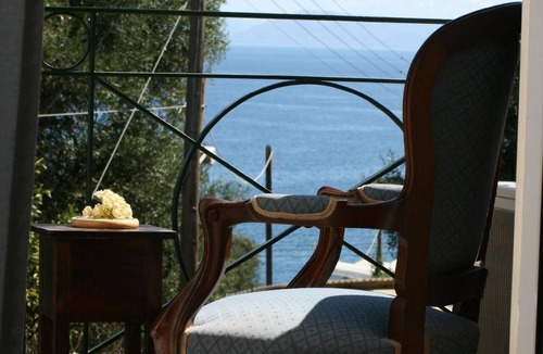 Perama House | Holiday house Perama for 3 - 6 persons with 3 bedrooms - Holiday house