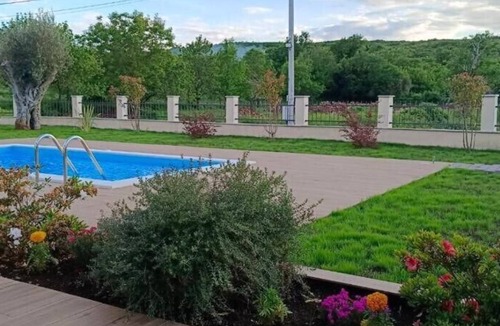 Visnjeva House | Holiday House Višnjeva Garden 1 - Private Pool near Kotor