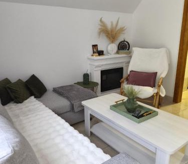 Savnik House | Home Delic Komarnica