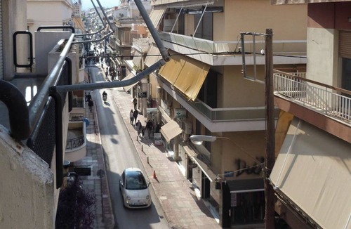 Khalkis Apartment | Homely & Spacious studio close to the Seafront
