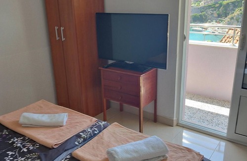 Rana Apartment | Homerez - Apartment in Ulcinj, Sea View