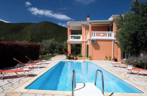 Evgiros Villa | Homerez - Charming Villa in Lefkada with Pool