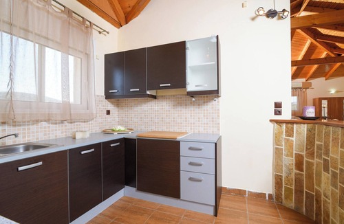 Kropia Villa | Homerez - Luxury Villa in Kitsi with Private Pool