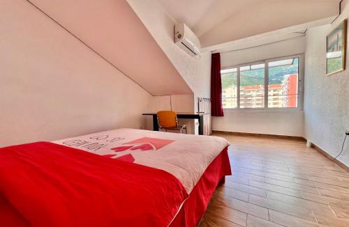 Rozino House | Homestay LGBT friendly - DOUBLE BED ROOM - Soba u apartmanu, zajednicko kupatilo!