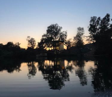 Ulcinj Municipality Ski Chalet | Hoota Cottage Bojana River