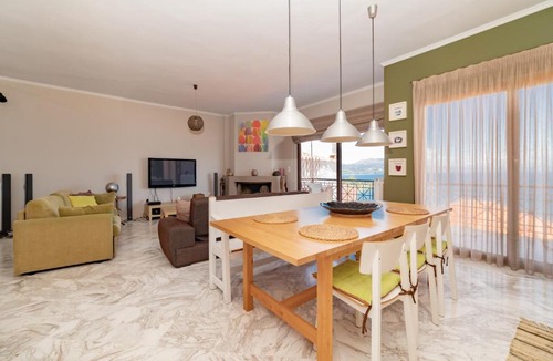 Koroni Apartment | Horizon House